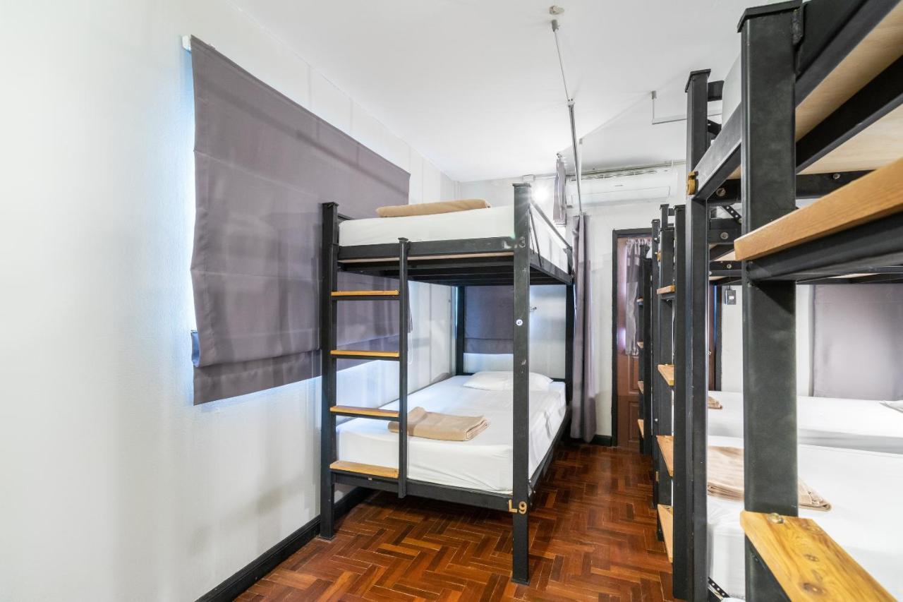 Oyo 677 Le Loftel Hostel Chiang Mai Luaran gambar