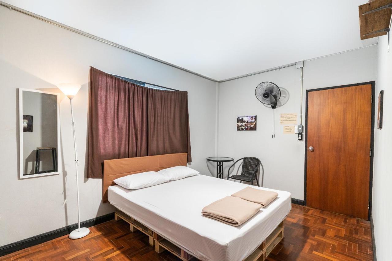 Oyo 677 Le Loftel Hostel Chiang Mai Luaran gambar