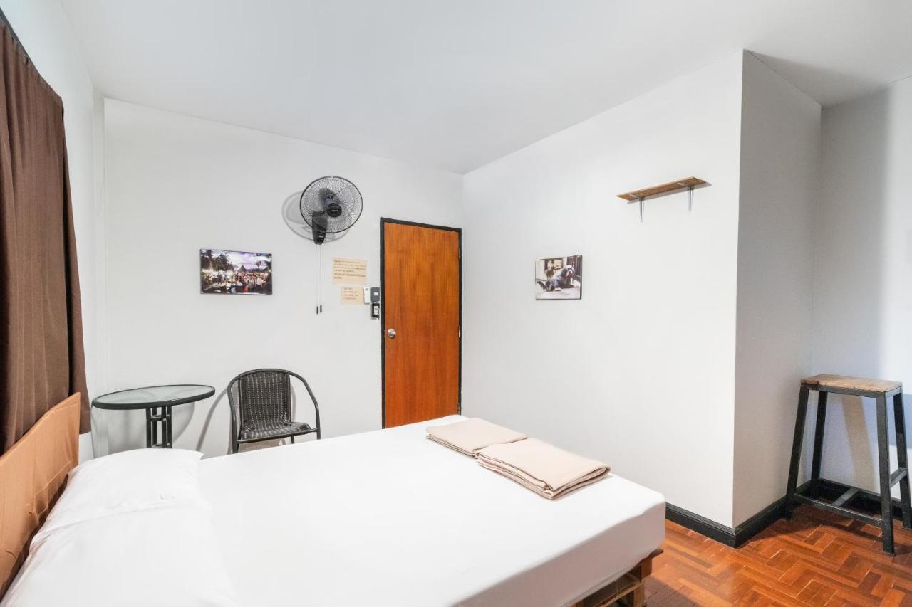 Oyo 677 Le Loftel Hostel Chiang Mai Luaran gambar